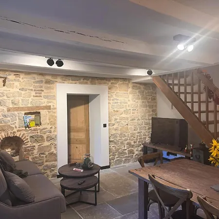 בית נופש Charming House Near Gondrexange