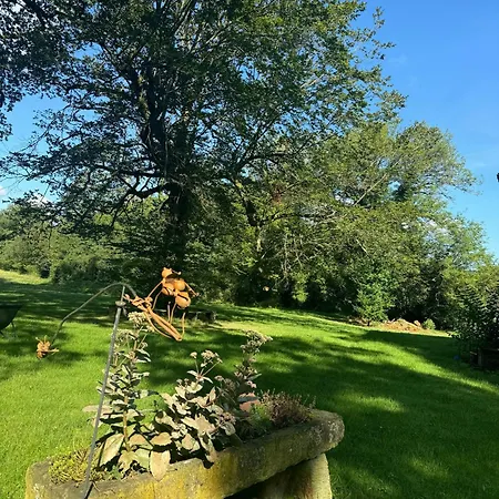 בית נופש Charming House Near Gondrexange *