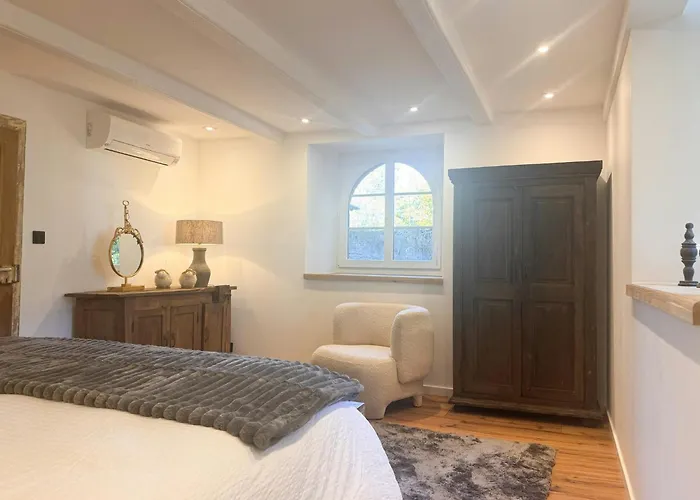 Charming House Near Gondrexange *