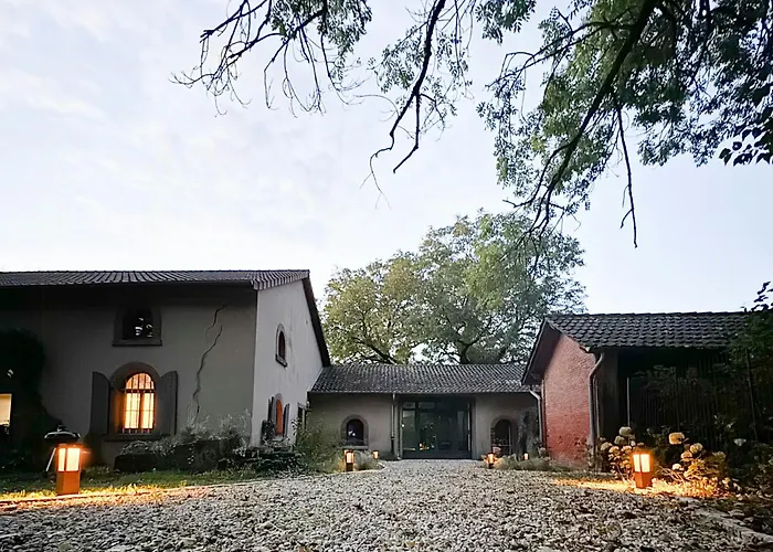 Charming House Near Gondrexange Semesterbostad *